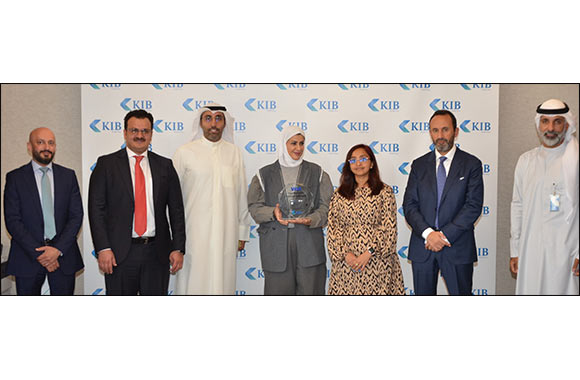 KIB Wins Award for Launching the First Biometric Visa Card in Kuwait