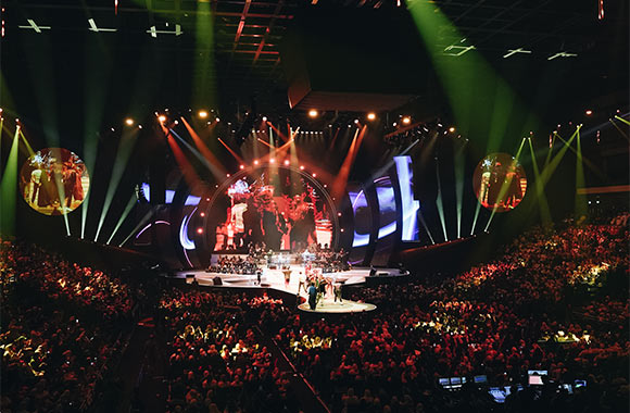 �Feykom Tarab� Five Nights in the World of Miami� A Unique Experience Brought to Fans Sponsored by Burgan Bank