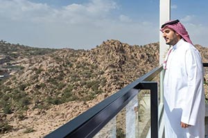 Taif Governor Reviews Readiness of Al Shafa Tourist Sites for Summer Season